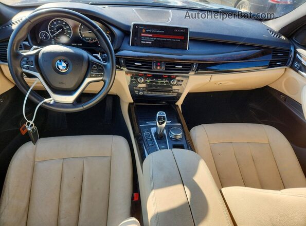 5UXKR0C51J0Y05723 2018 BMW X5 Blue Widok deski rozdzielczej