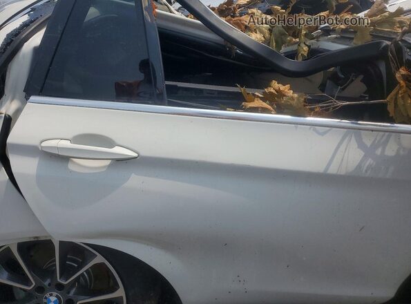5UXKR0C52H0V67598 2017 BMW X5 White უკანა სავარძლების ხედი
