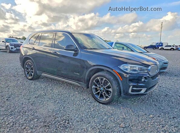 5UXKR0C52J0X99477 2018 BMW X5 Black Front right
