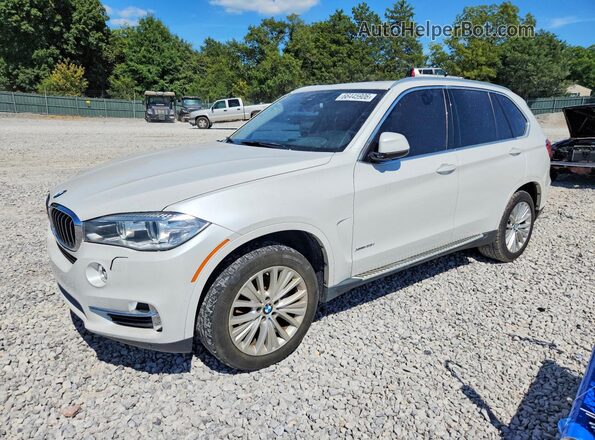 5UXKR0C53G0P28264 2016 BMW X5 White Rear left