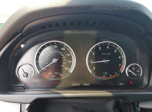 5UXKR0C53J0Y02497 2018 BMW X5 Silver Սարքավորումների վահանակի տեսք