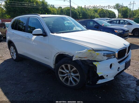 5UXKR0C54G0P24269 2016 BMW X5 White Front view