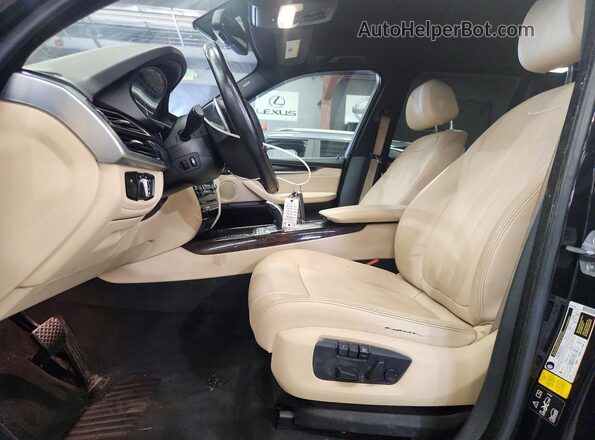 5UXKR0C54J0X93213 2018 BMW X5 Black Front interior view