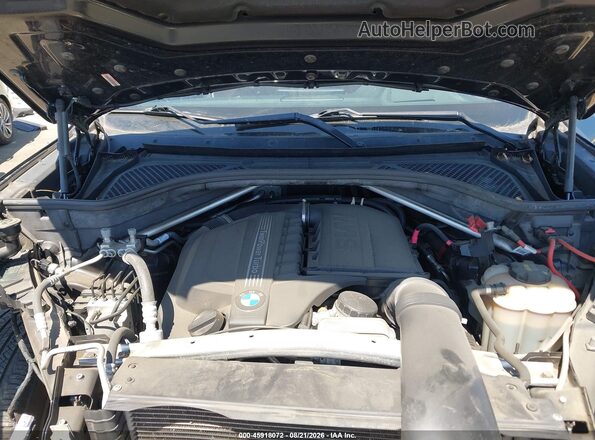 5UXKR0C54J0X93776 2018 BMW X5 Черный Вид сзади