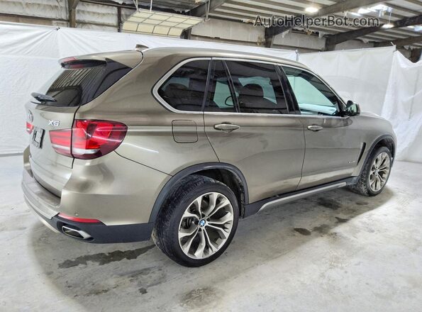 5UXKR0C54J0Y04789 2018 BMW X5 Gold Trasero derecho