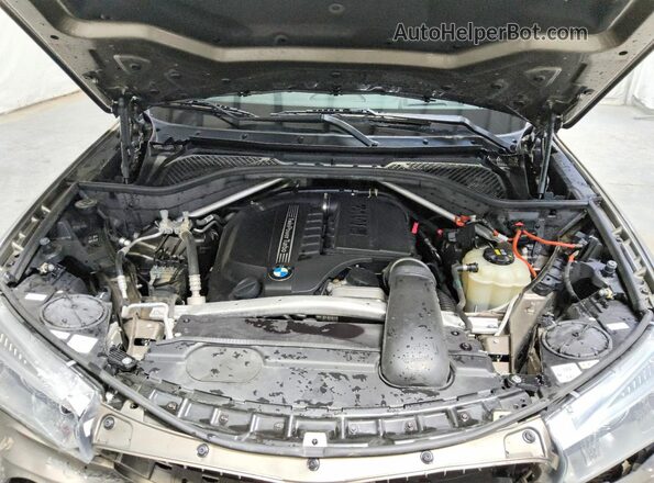 5UXKR0C54J0Y04789 2018 BMW X5 Gold Vista del compartimento del motor