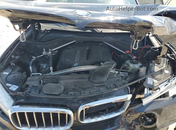 5UXKR0C55J0Y03439 2018 BMW X5 Black Вид підкапотного простору