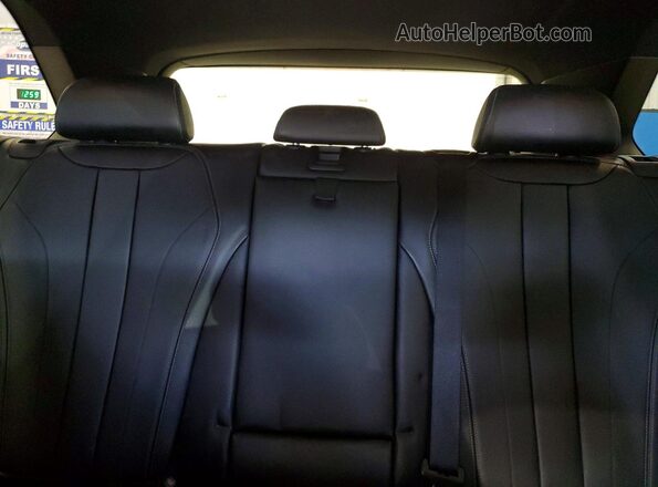 5UXKR0C56J0Y02168 2018 BMW X5 Серебряный Вид задних сидений