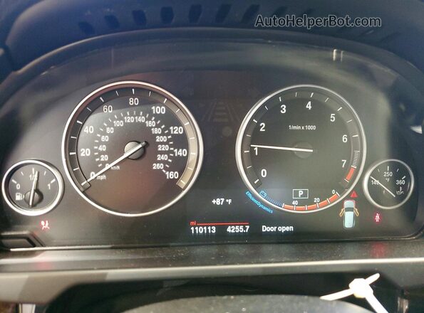 5UXKR0C56J0Y02168 2018 BMW X5 Серебряный Вид щитка приборов