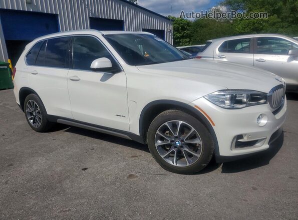 5UXKR0C57J0Y06309 2018 BMW X5 White Передня права чверть