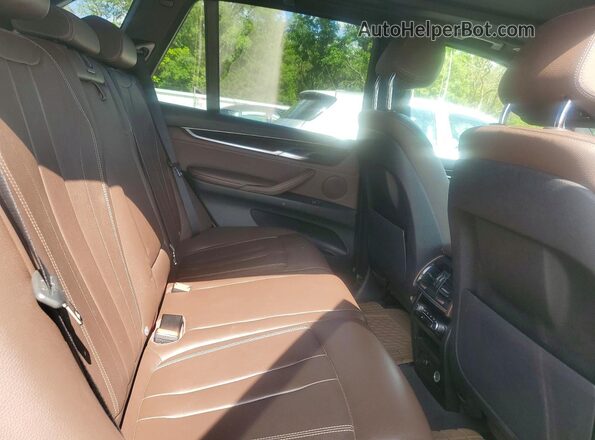 5UXKR0C57J0Y06309 2018 BMW X5 White Вид задньої частини салону