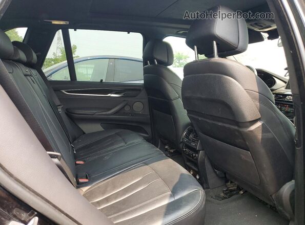 5UXKR0C57JL070390 2018 BMW X5 Black Rear interior view