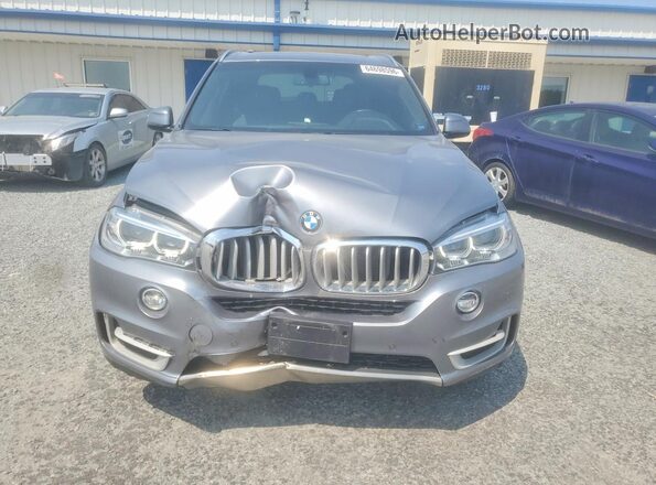 5UXKR0C57JL074617 2018 BMW X5 Gray Front view