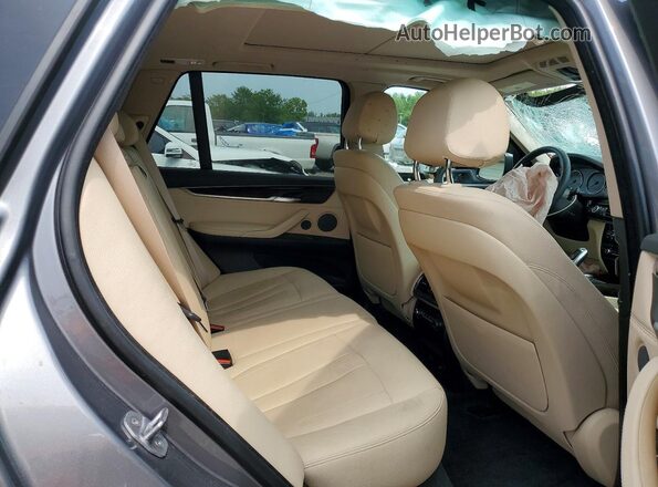 5UXKR0C5XG0P28603 2016 BMW X5 Silver Вид задньої частини салону