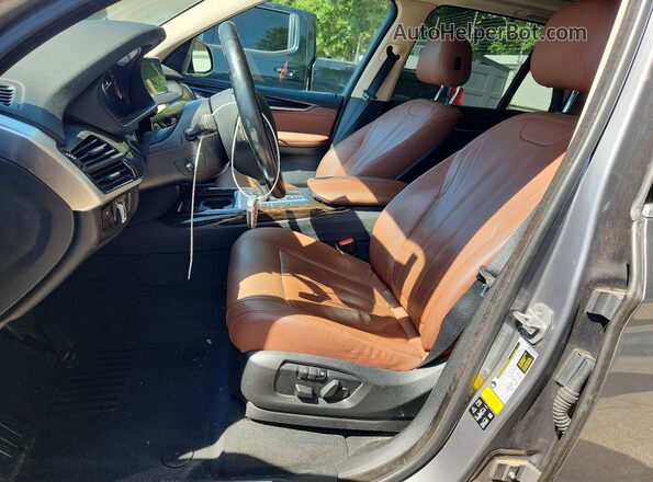 5UXKR0C5XG0U10853 2016 BMW X5 Gray Vista interior delantera