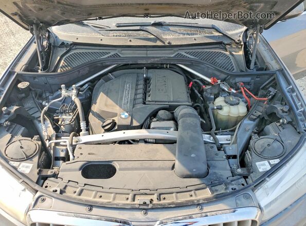 5UXKR2C34H0U21875 2017 BMW X5 Charcoal Engine compartment view