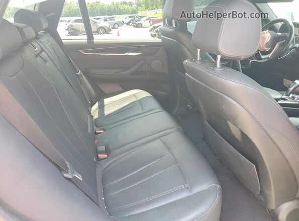 5UXKR2C37H0X05002 2017 BMW X5 Белый Вид задних сидений
