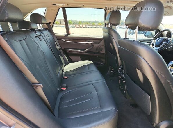 5UXKR2C50G0R69596 2016 BMW X5 Gray უკანა სალონის ხედი