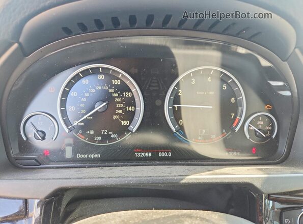 5UXKR2C58G0R72875 2016 BMW X5 Silver Widok tylnych siedzeń