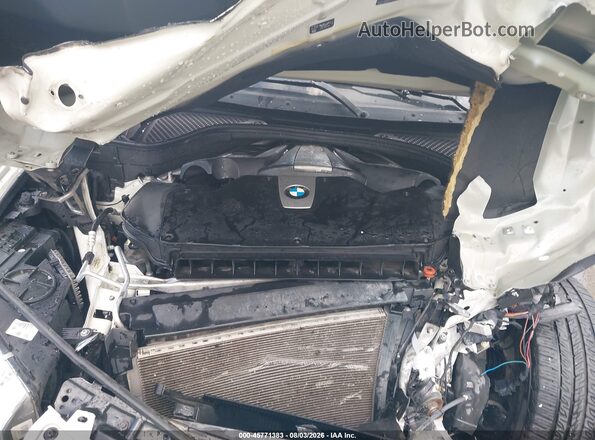 5UXKR6C58G0J82385 2016 BMW X5 White Vista trasera