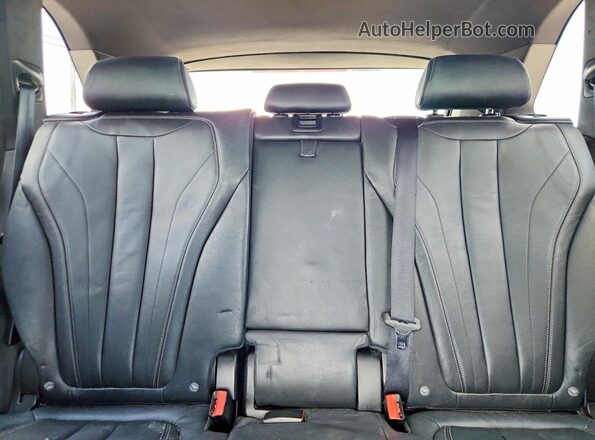 5UXKS4C3XH0U05888 2017 BMW X5 Gray Հետևի նստատեղերի տեսք