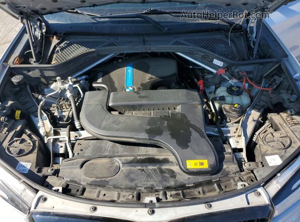 5UXKT0C38H0V97947 2017 BMW X5 Silver ძრავის განყოფილების ხედი