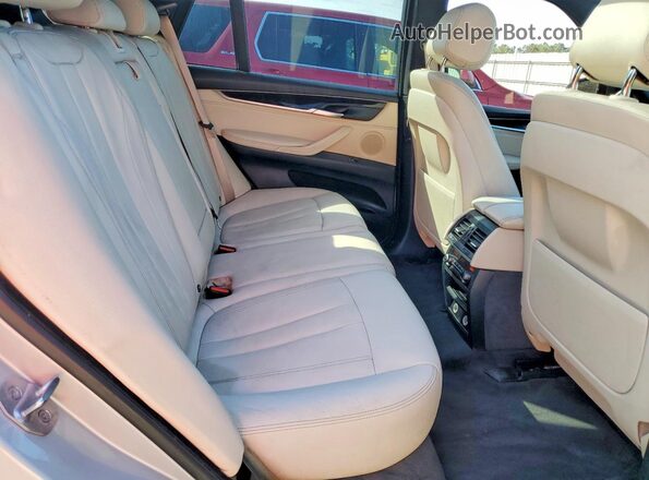 5UXKT0C3XH0V96878 2017 BMW X5 Silver Вид підкапотного простору