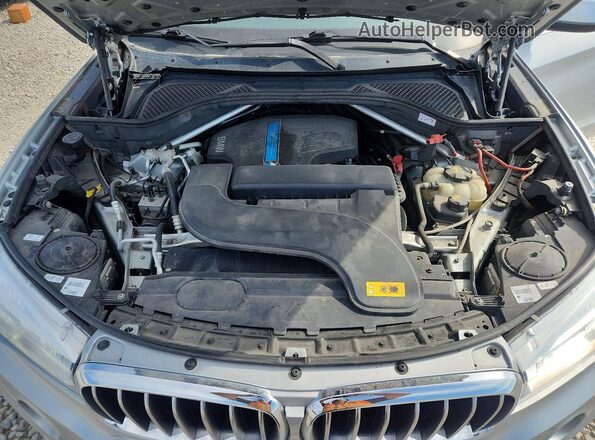 5UXKT0C51G0S77725 2016 BMW X5 Silver Вид задньої частини салону