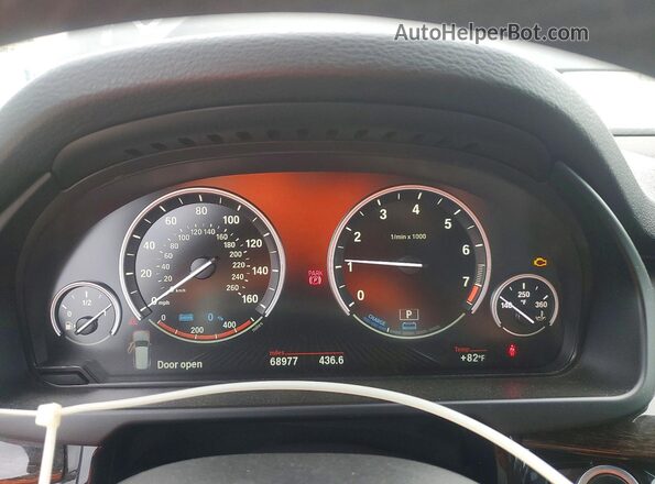 5UXKT0C52J0V98437 2018 BMW X5 Черный Вид щитка приборов