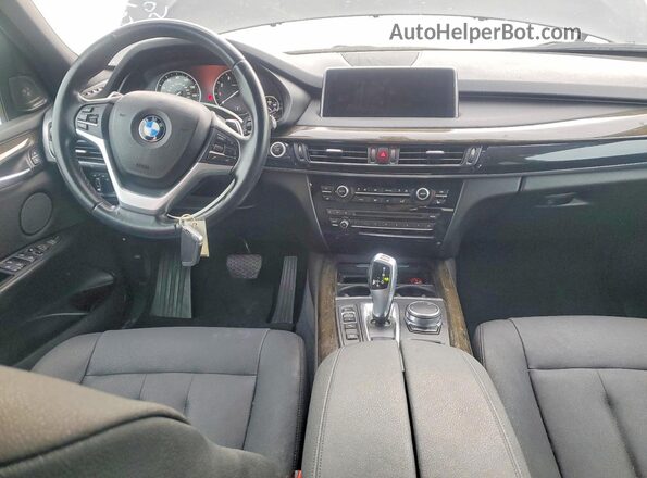 5UXKT0C52J0V98437 2018 BMW X5 Черный Вид панели приборов