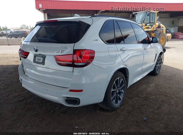 5UXKT0C54J0W01533 2018 BMW X5 White Rear right
