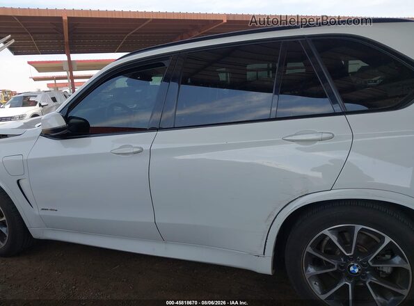 5UXKT0C54J0W01533 2018 BMW X5 White 