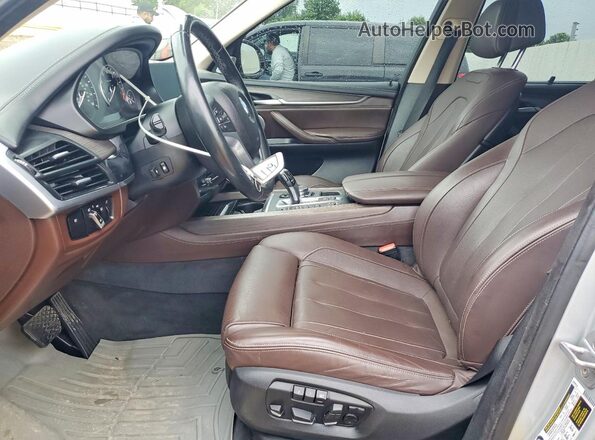 5UXKT0C55G0S78375 2016 BMW X5 Silver წინა სალონის ხედი