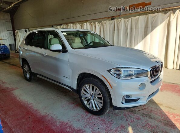 5UXKT0C57G0F74887 2016 BMW X5 White Delantero derecho