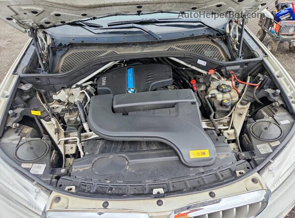 5UXKT0C57G0S76675 2016 BMW X5 White ძრავის განყოფილების ხედი