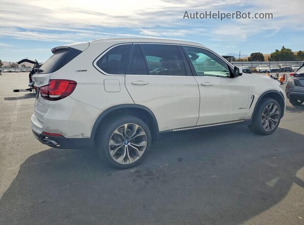 5UXKT0C58J0V99995 2018 BMW X5 White Trasero derecho
