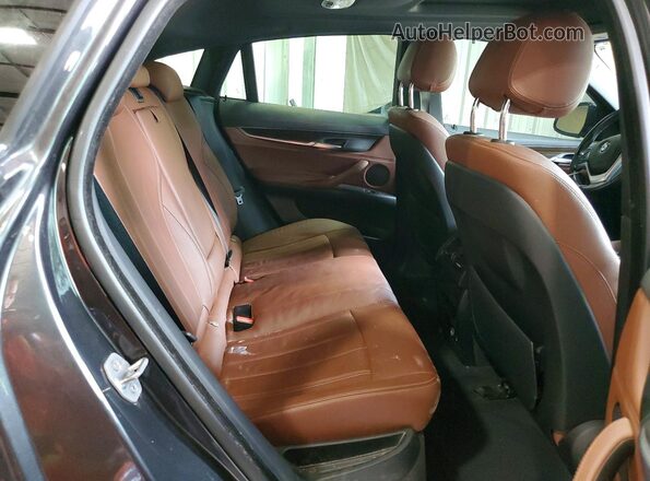 5UXKU2C39H0U28805 2017 BMW X6 Charcoal Вид задніх сидінь