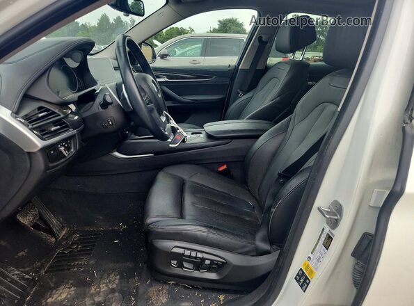 5UXKU2C51G0N80139 2016 BMW X6 White Вид салону спереду