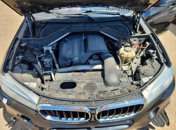 5UXKU2C55G0N79009 2016 BMW X6 Black Вид підкапотного простору