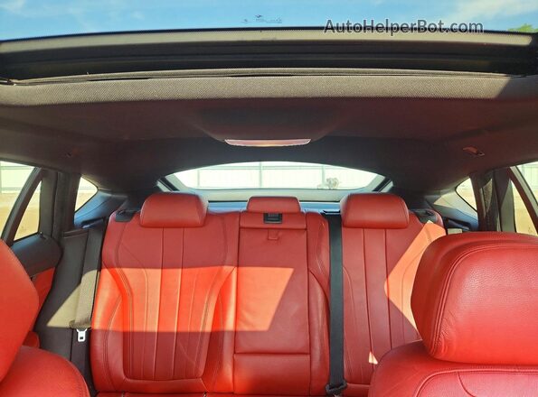 5UXKU2C56G0N81853 2016 BMW X6 Silver Вид задніх сидінь