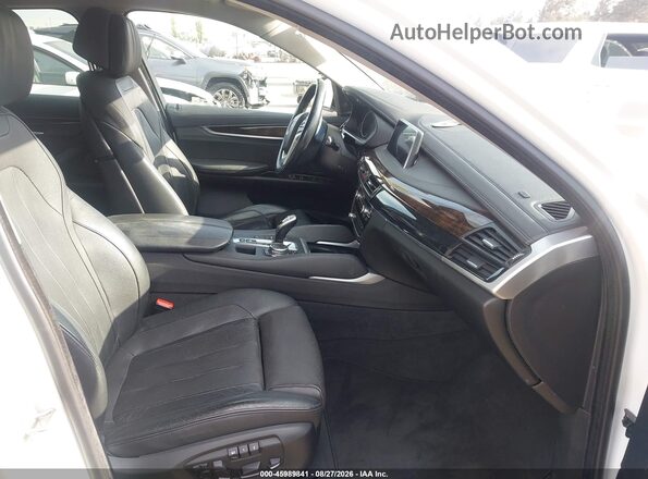 5UXKU2C58G0N79618 2016 BMW X6 White Вид салону спереду