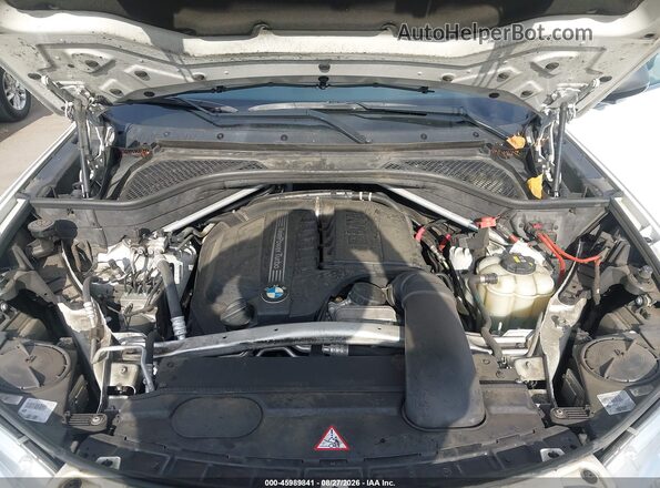 5UXKU2C58G0N79618 2016 BMW X6 White Вид ззаду