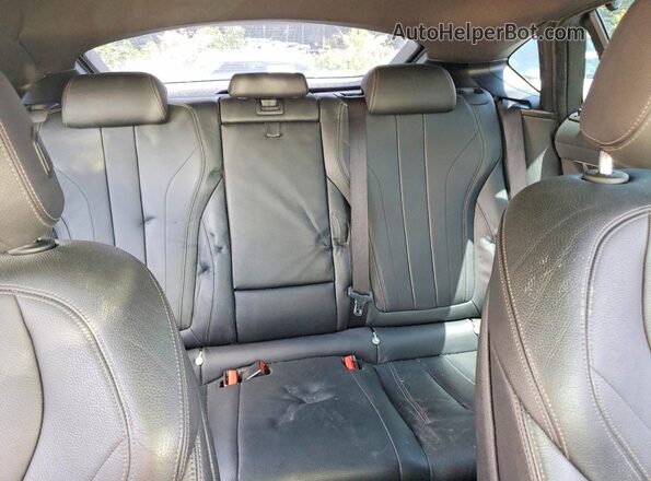 5UXKU2C59K0Z65425 2019 BMW X6 Gray Widok tylnych siedzeń