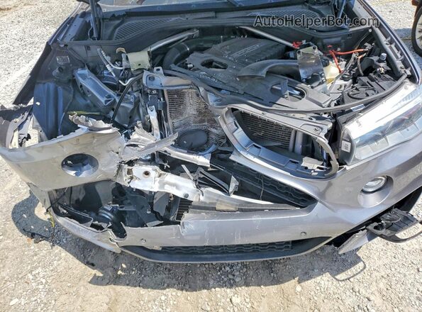 5UXKU2C59K0Z65425 2019 BMW X6 Gray Widok komory silnika