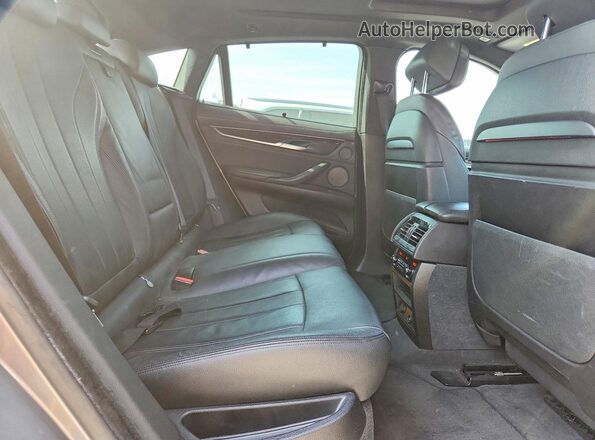 5UXKU6C59G0R34190 2016 BMW X6 Silver Вид задньої частини салону