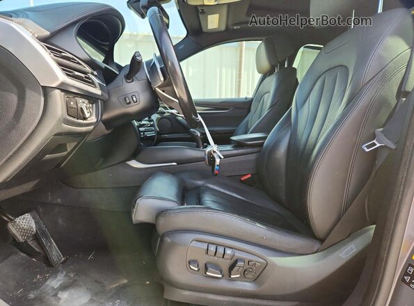 5UXKU6C59G0R34190 2016 BMW X6 Silver Вид салону спереду