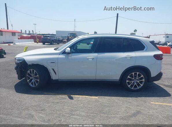 5UXTA6C00P9P22551 2023 BMW X5 White 