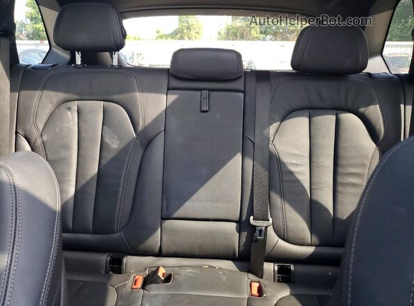5UXTA6C01N9H53016 2022 BMW X5 White Հետևի նստատեղերի տեսք
