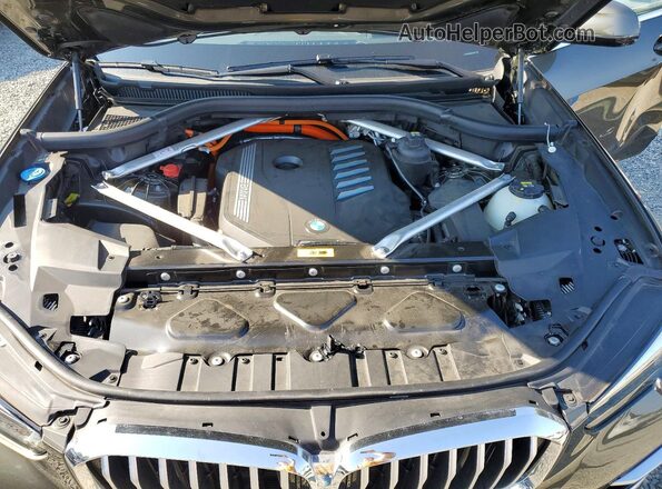 5UXTA6C02N9L41295 2022 BMW X5 Green Widok komory silnika