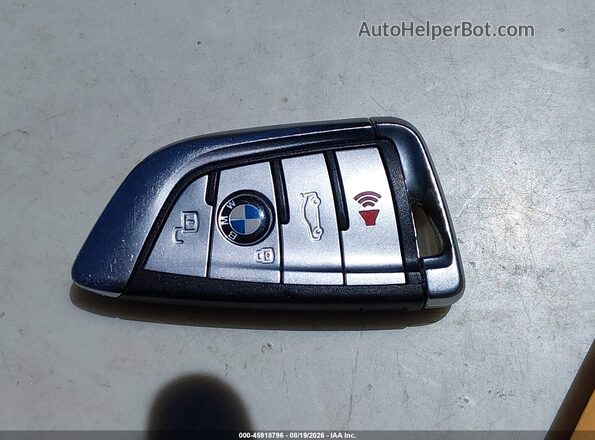 5UXTA6C06M9D54472 2021 BMW X5 Серый Вид панели приборов